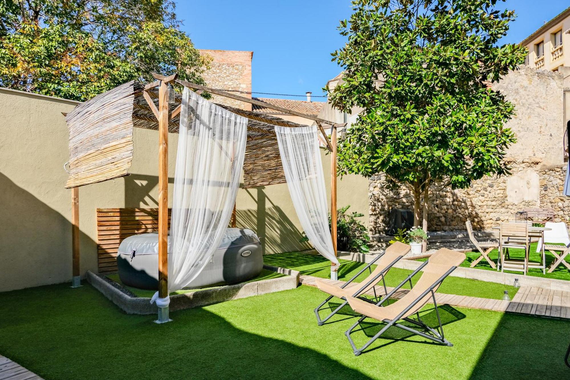 Cal Capo Alojamiento Con Jacuzzi Apartment Besalu Exterior photo