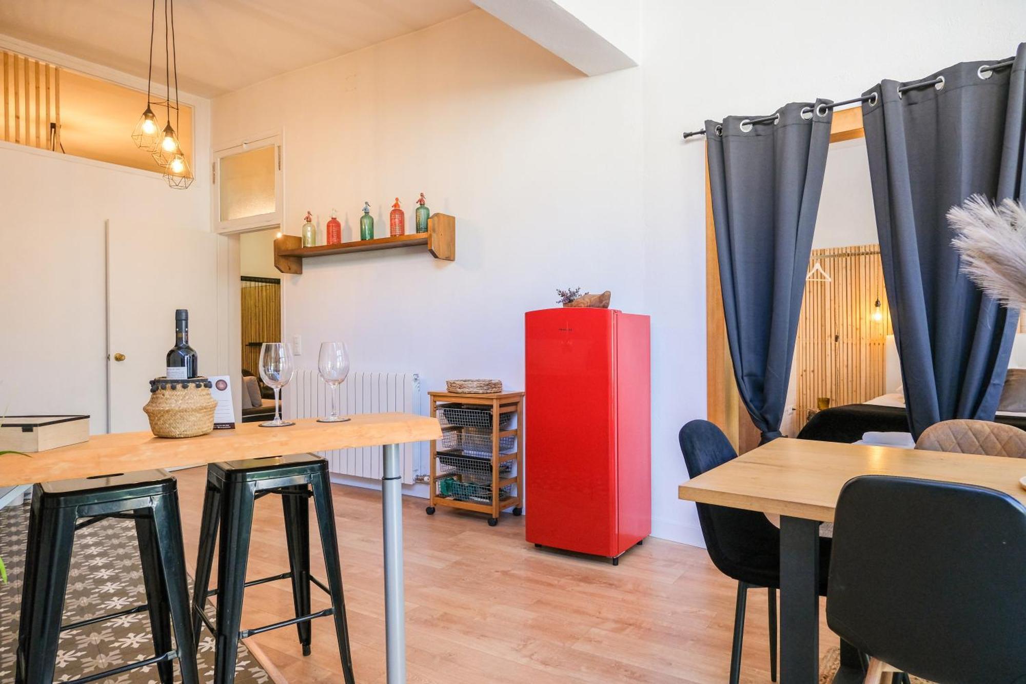 Cal Capo Alojamiento Con Jacuzzi Apartment Besalu Exterior photo